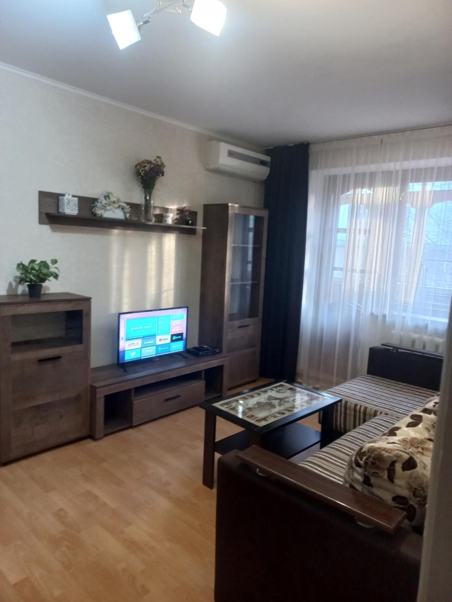 شقة 4 Площа Гагаріна فينيتسا المظهر الخارجي الصورة